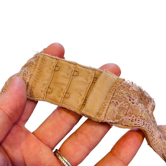 Wacoal Level Up Chantilly Lace Contour Bra 853369 dark beige size 34D - Picture 5 of 6